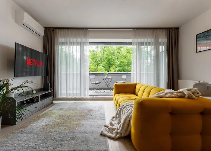 Magnolia Apartment Hotel-Greentop